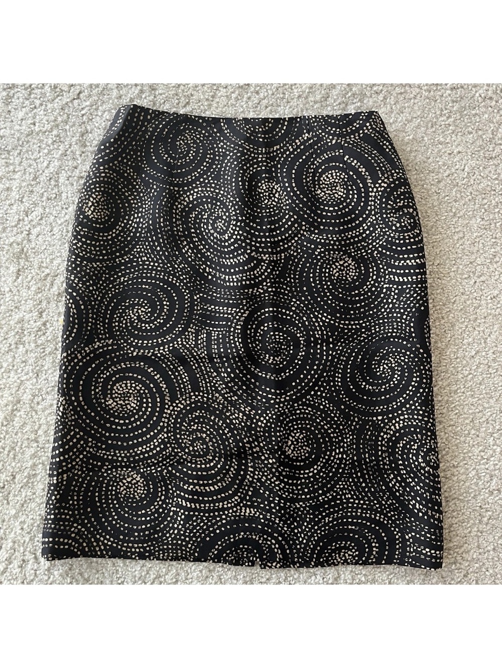 NWT Talbots Vintage Women's Black Golden Swirls Silk Wool Pencil Skirt Size 6